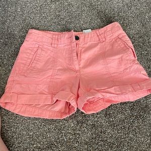 size 4 H&M salmon shorts.